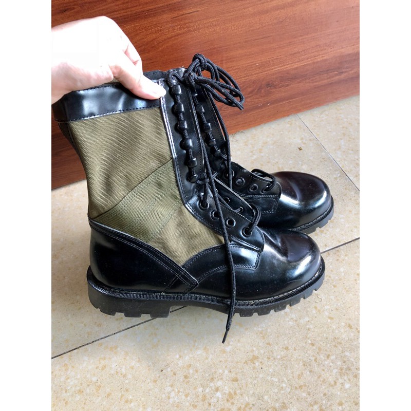 Giày cao cổ vải xanh viền da