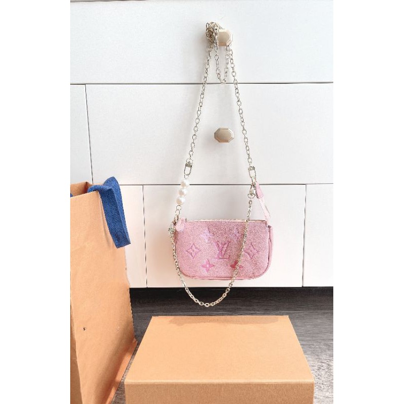 Túi LV mini pochette accessoires quai ngọc  hồng kem nâu