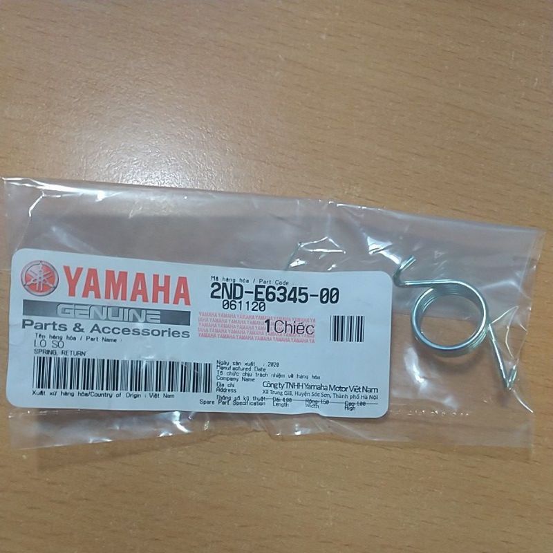 Gác chân trước exciter 150 zin chính hãng yamaha