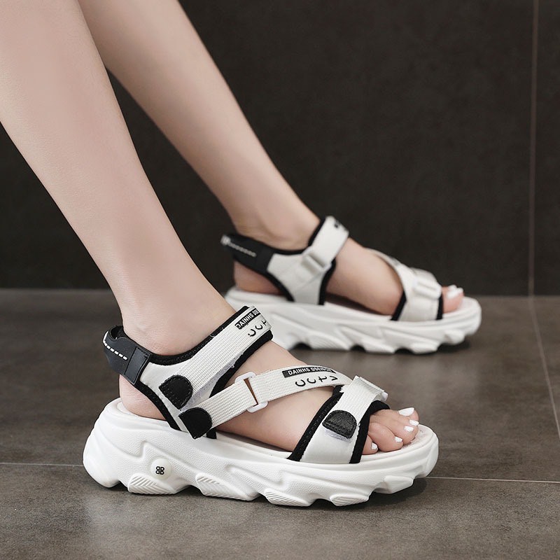 Giày sandal nữ 3 quai đan chéo siêu xinh CCTV