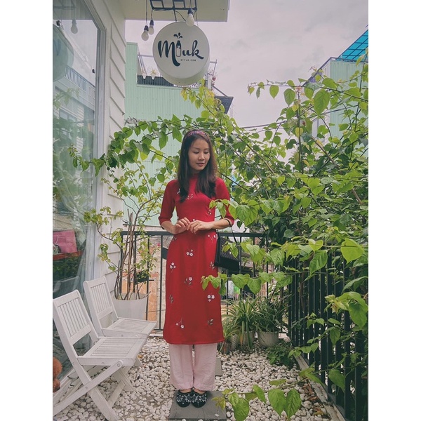 Áo dài truyền thống thêu