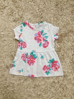 Áo váy Carter dư xịn