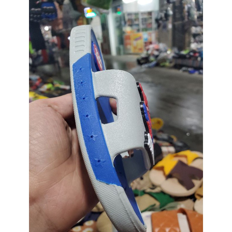 (sỉ=inbox)Dép lê siêu nhân Nhện quai liền đế dành cho bé trai từ 11kg đến  bé 9 tuổi