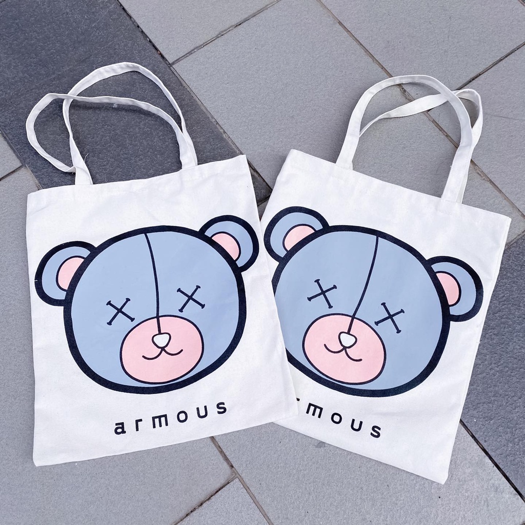 Túi Tote Nam Nữ Armous Teddy màu Be kích thước 37cm x 42cm