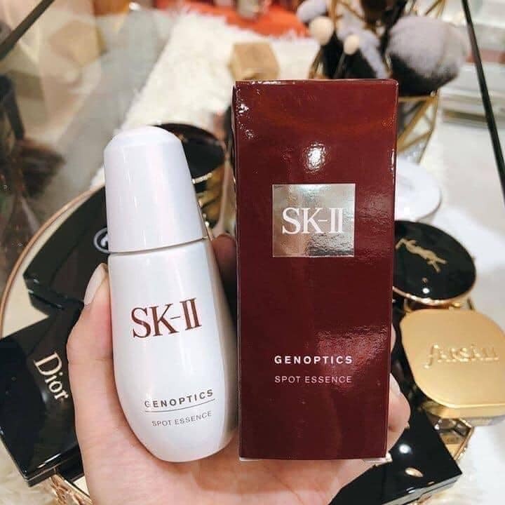 Tinh chất chống lão hóa cao cấp SK-II GenOptics Spot Essence 50ml