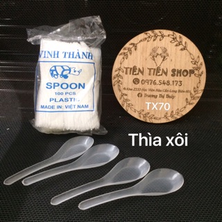 Gói 100 thìa nhựa 1 lần ăn xôi