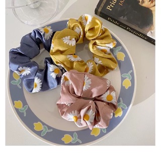 CỘT TÓC SCRUNCHIES - Voan bóng bông cúc