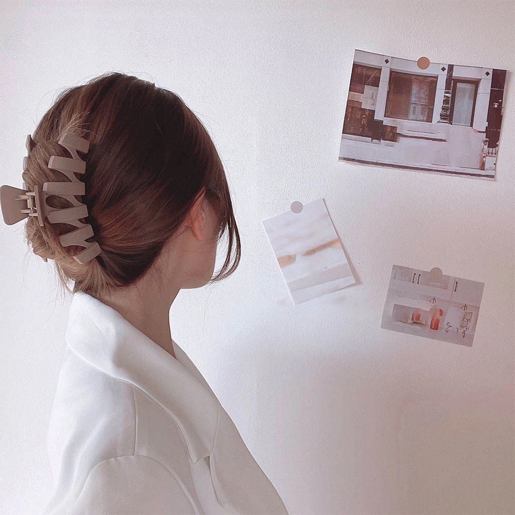 Kẹp tóc càng cua cỡ lớn đơn giản phong cách Hàn Quốc cho nữ