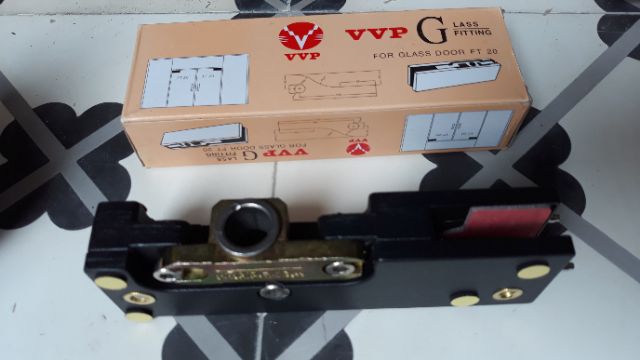 BỘ PHỤ KIỆN BẢN LỀ KẸP VVP