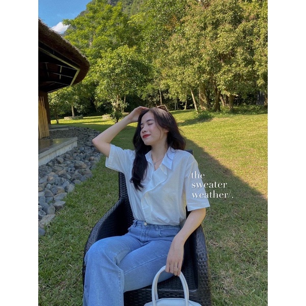 Áo sơ mi nữ ngắn tay vạt chéo thô trơn phong cách Hàn Quốc - The Sweater Weather | BigBuy360 - bigbuy360.vn