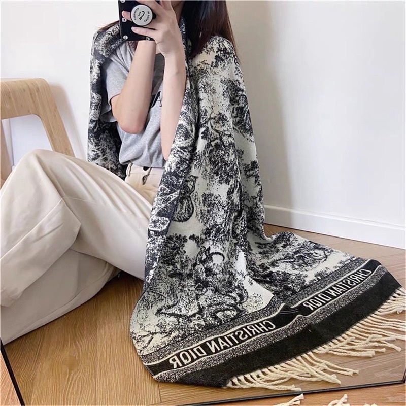 Khăn choàng cổ hoạ tiết rừng Cao Cấp Sang Trọng (Kèm hộp)