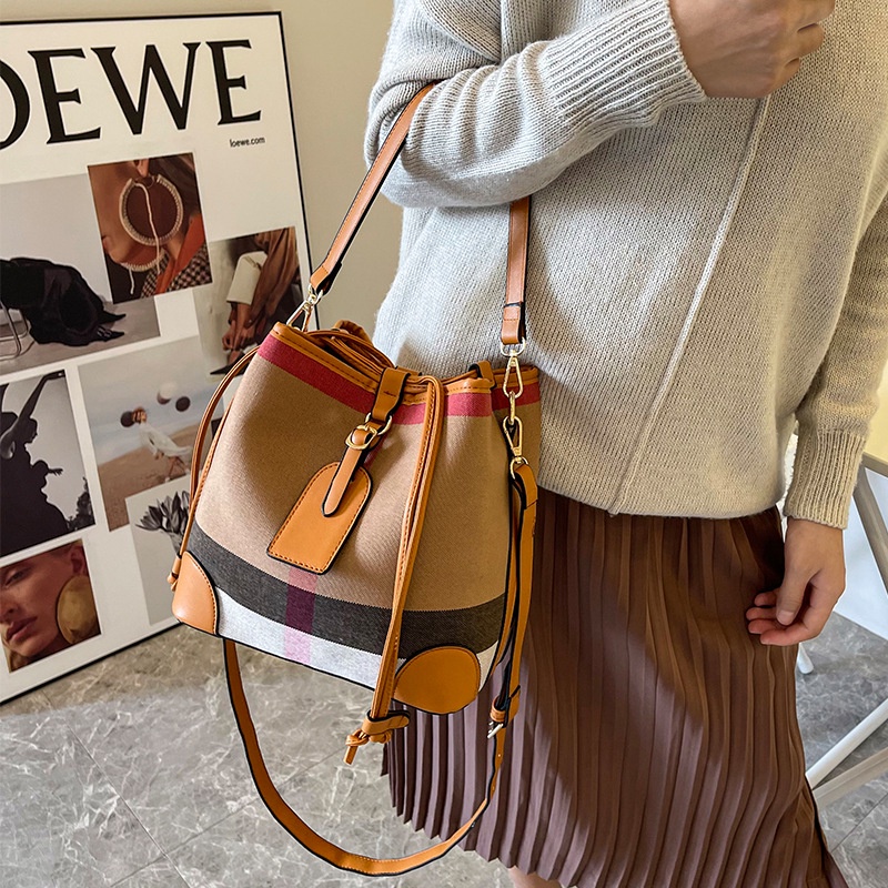 Túi Đeo Chéo Vai Bằng Vải Canvas Thời Trang Sành Điệu Cho Nữ