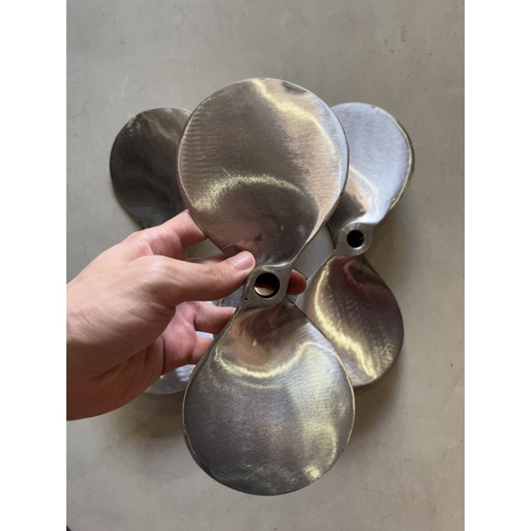 Chân vịt inox bơm nước 2 tấc 6 chân vịt inox 2 cánh máy dầu