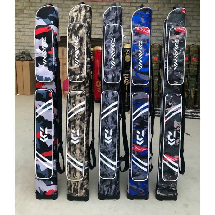 Bao Daiwa cứng 1m25 có 2 ngăn chính 2 ngăn phụ