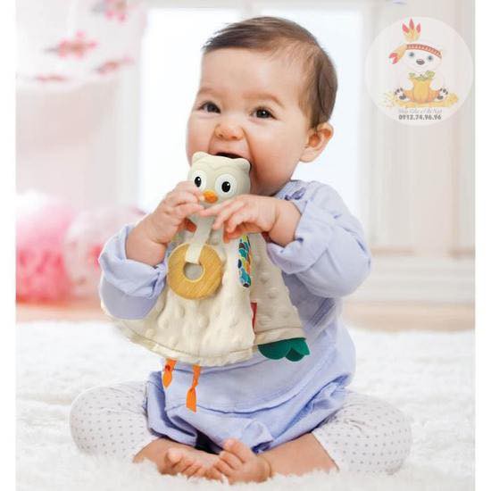 Set khăn cú mèo ôm ấp và gặm nướu cao cấp BPA Free Infantino