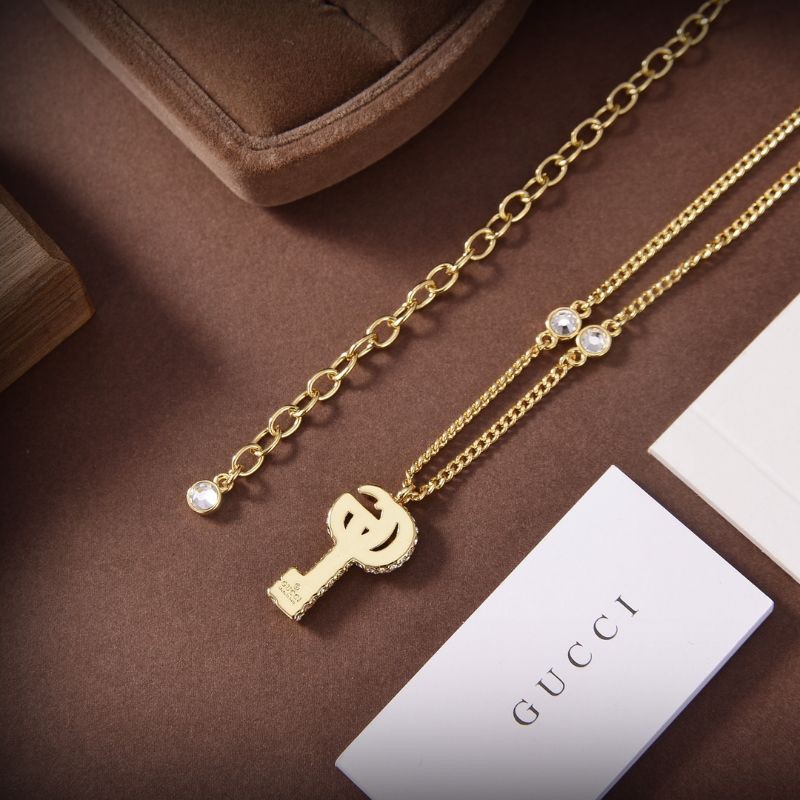 Bộ vòng cổ + Bông Tai + Vòng Tay Hình Chìa Khóa Gucci Mạ Vàng 18k