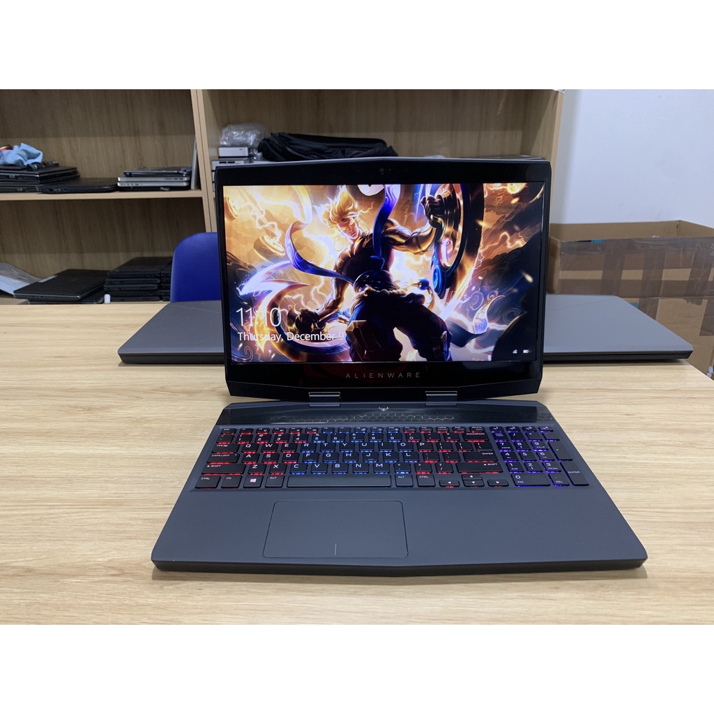 Laptop Alienware M15 R1 i7-8750H RAM 16GB SSD 128GB-HDD 1TB GTX 1060 6GB Màn hình 15.6" FHD IPS