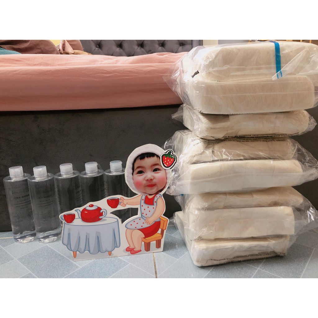 GIÁ HỦY DIỆT-Bông tẩy trang hữu cơ MUJI Organic Cotton Nhật Bản 180 miếng