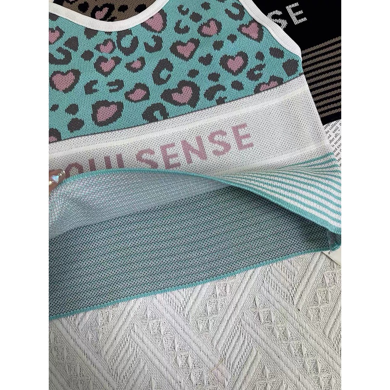 Áo Croptop 2 dây Họa Tiết Trái Tim LSEOUL A2537 Năng Động Quyến Rũ Gợi Cảm