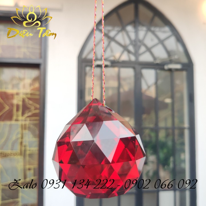Quả cầu treo phong thủy màu đỏ
