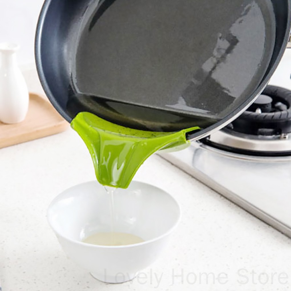 Phễu silicon chống tràn tiện lợi cho nhà bếp