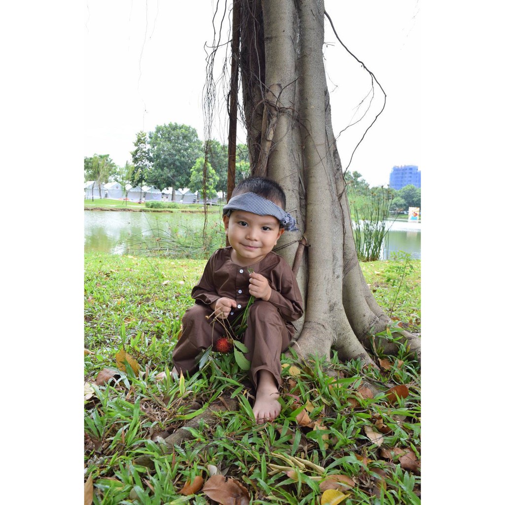 Bộ Bà Ba Nâu Bé Trai Tặng Kèm Khăn Rằn