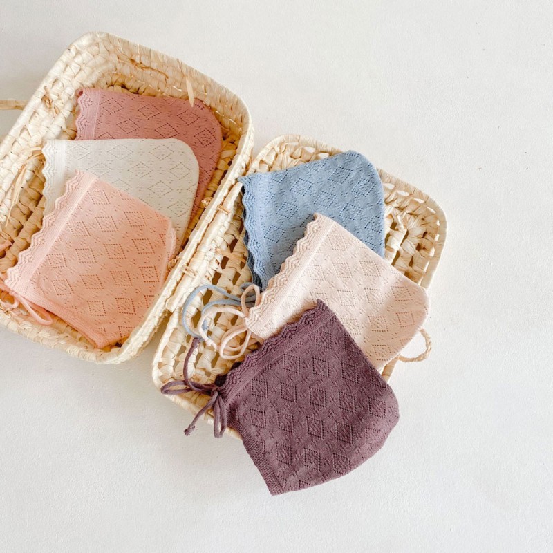 Mũ trùm đầu đan màu trơn phối ren hoa cho trẻ sơ sinh 0-24 tháng tuổi