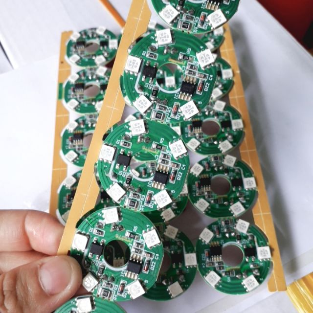 Mạch led đổi màu