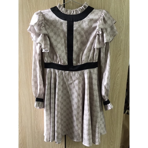 Đầm nữ Can de Blanc