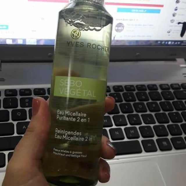 Nước hoa hồng Yves Rocher Hydra vegetal