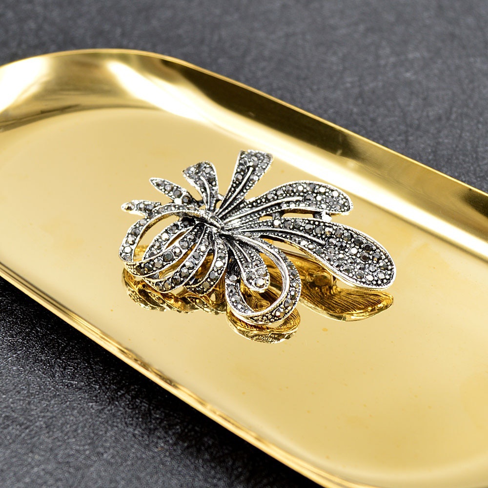 Trâm Cài Áo Hình Hoa Đính Đá Sang Trọng Cho Nữ