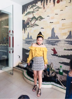 Thanh lý áo trễ vai bèo.