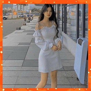 Đầm hai dây rớt vai tay dài bo điệu đà