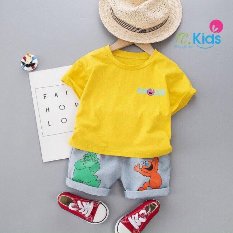 Bộ áo phông KL mix với quần sooc cho bé trai