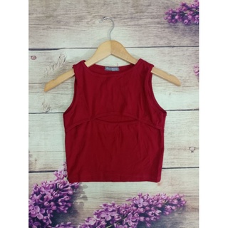 Áo thun croptop khoét ngực sát nách