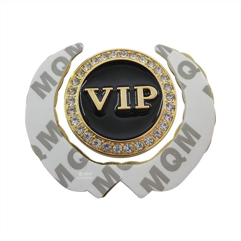 1 Miếng dán kim loại hình logo VIP cho xe hơi
