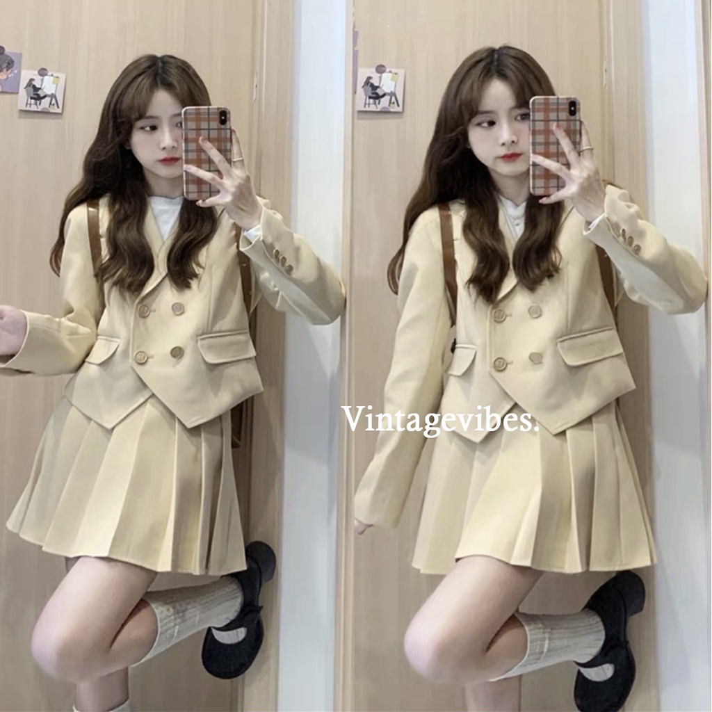 Áo khoác blazer nữ 4 khuy kèm chân váy xếp ly học sinh (hàng QC) - Ảnh thật + Video thật