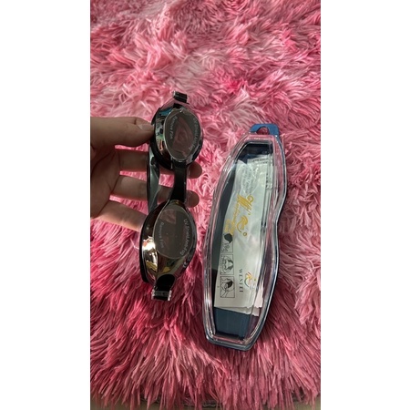 KÍNH BƠI NGƯỜI LỚN CHỐNG UV