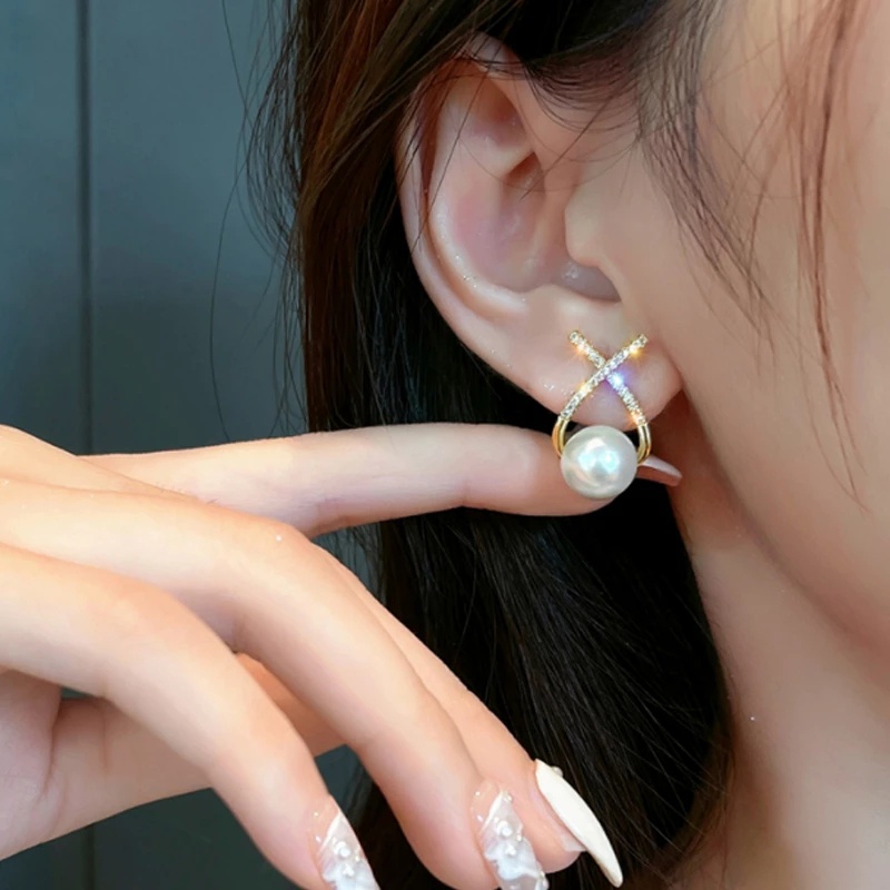 Khuyên Tai Kim Loại Hình Thánh Giá Đính Đá / Ngọc Trai Giả Phong Cách Vintage