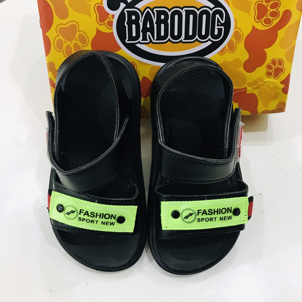 Giày sandal quai ngang trẻ em cao cấp siêu nhẹ siêu êm thời trang hè 2021