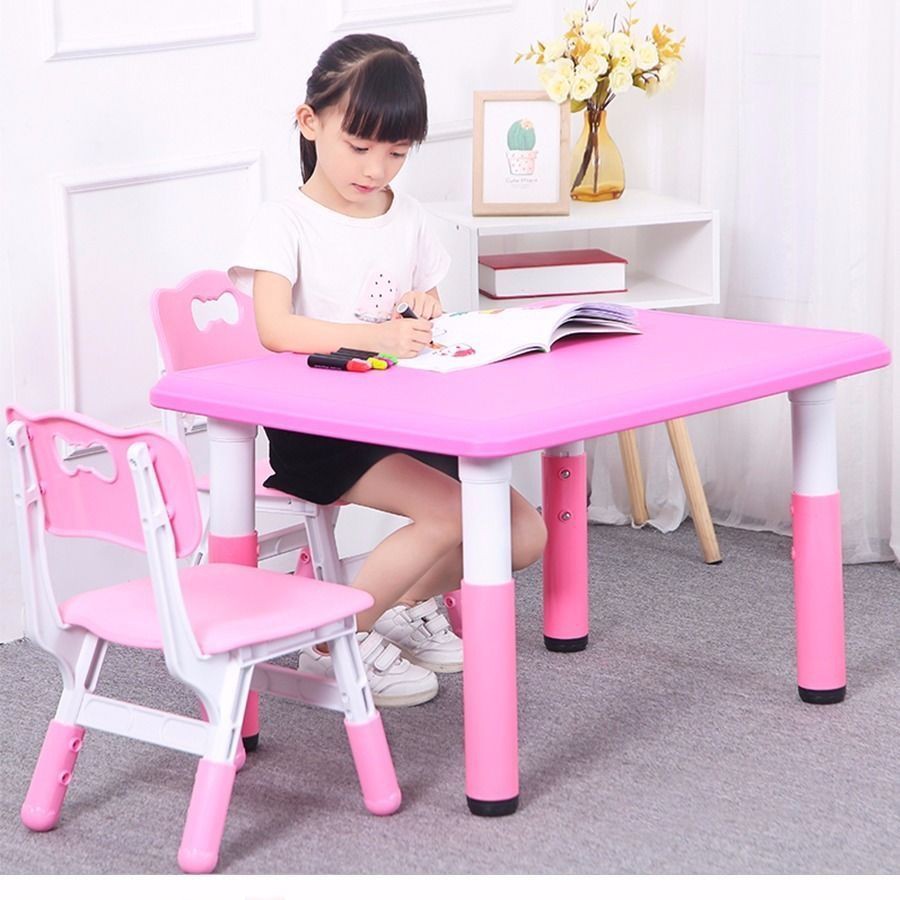xếp hình cho bé☌Bộ bàn ghế trẻ em gia đình bé viết đồ chơi bằng nhựa học mẫu giáo có thể nâng loại nhỏ dày