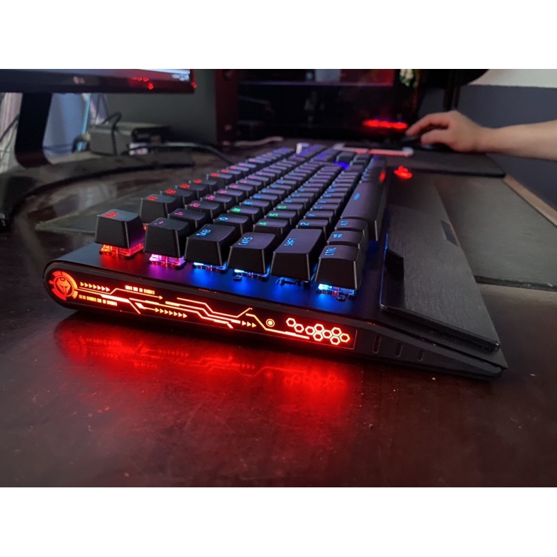 Bàn Phím Cơ Gaming K1000 LangTu có Led RGB