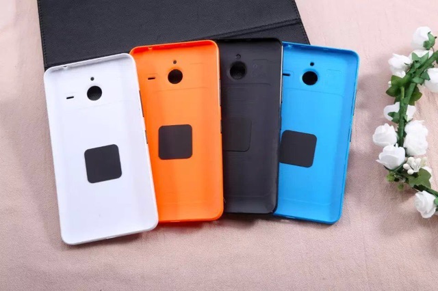 Lắp lưng Nokia Lumia 640XL