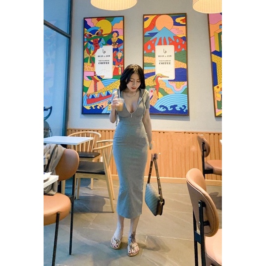 #Lyn - Đầm body có nón dáng dài xẻ sau Fom đẹp đỉnh “hình thật”
