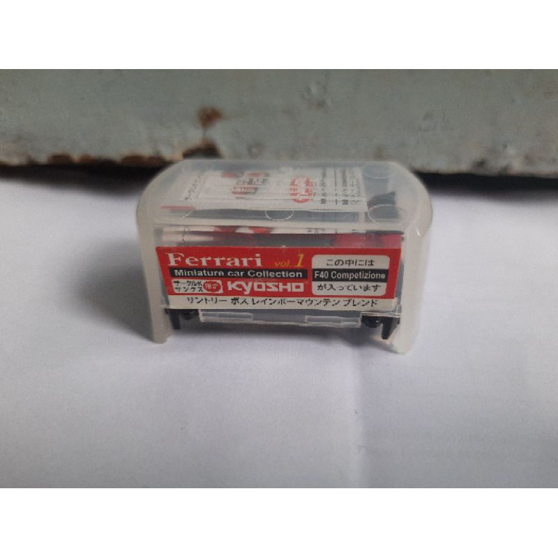 Xe Kyosho tỉ lệ 1:100 - Ferrari F40 màu  đỏ , hàng hiếm