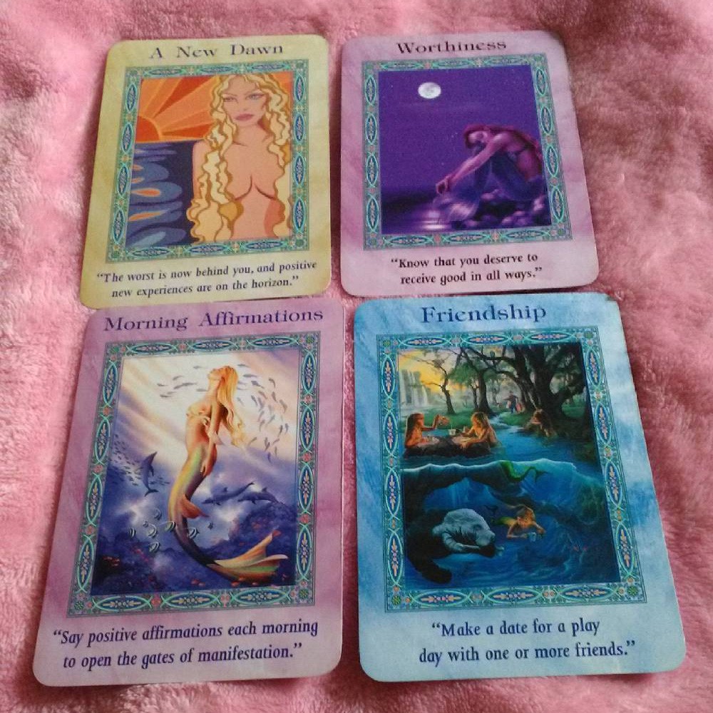 Bộ bài Magical Mermaids and Dolphins Oracle Cards T7