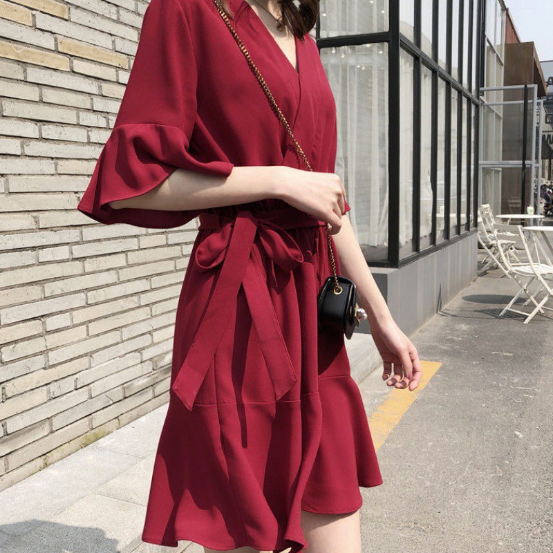 👗Ready Stock👗Spring and Summer Women V-neck Dress French Temperament Middle Waist Ruffled Skirt | BigBuy360 - bigbuy360.vn