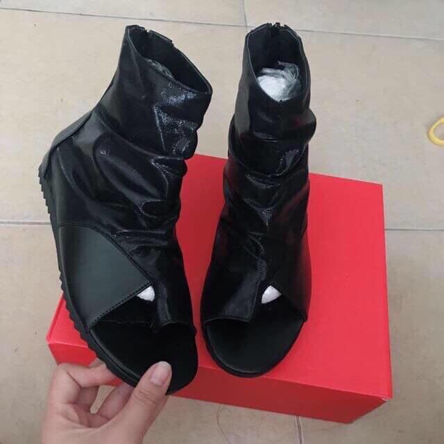 Boot Nữ Cổ Cao Đế Độn Trong 3 Phân Hở Mũi Xỏ Ngón Chất Da Phối Nhung mềm Cực Xinh 393