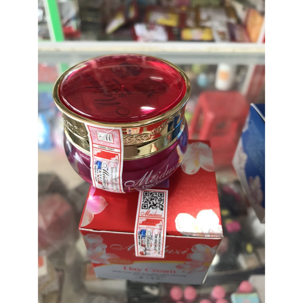 Kem ngày và đêm Meduzi Nhật Bản