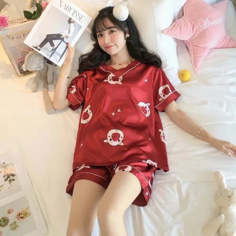 【SUGE】pijama lụa cộc tay quần dài Bộ Đồ Ngủ Tay Ngắn Cổ Chữ Trang Mùa Hè Cho Nữ Bộ Đồ Ngủ Nữ Mùa Hè Hàng